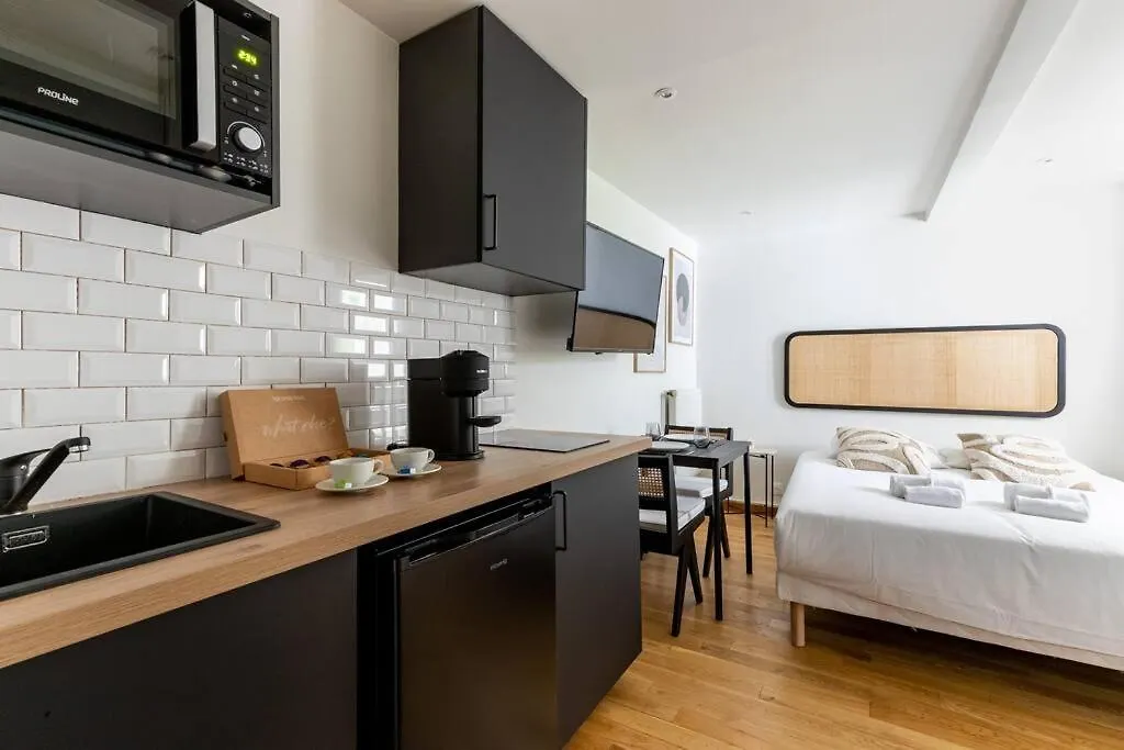 Apartamento Montparnasse Rue De Rennes Charming 2p París