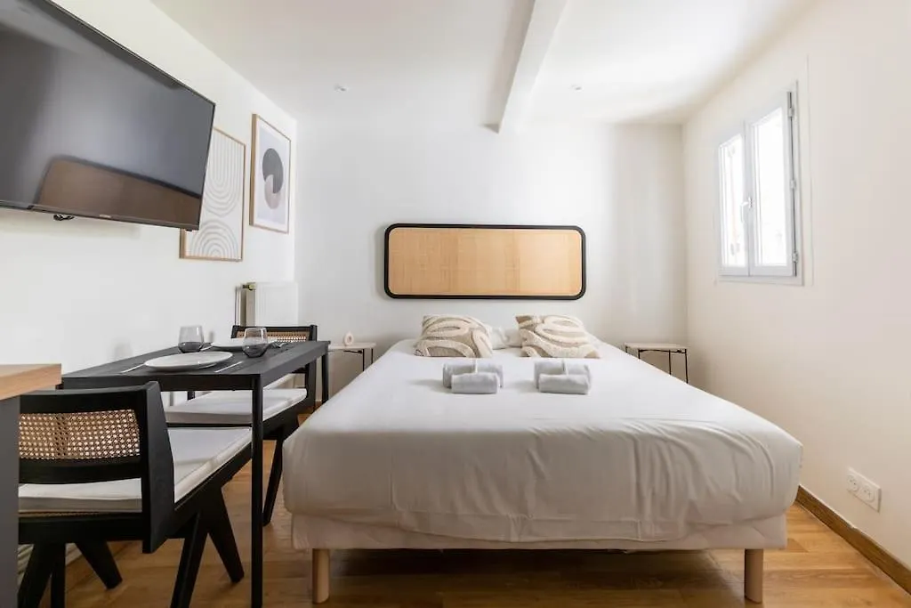 Montparnasse Rue De Rennes Charming 2p *